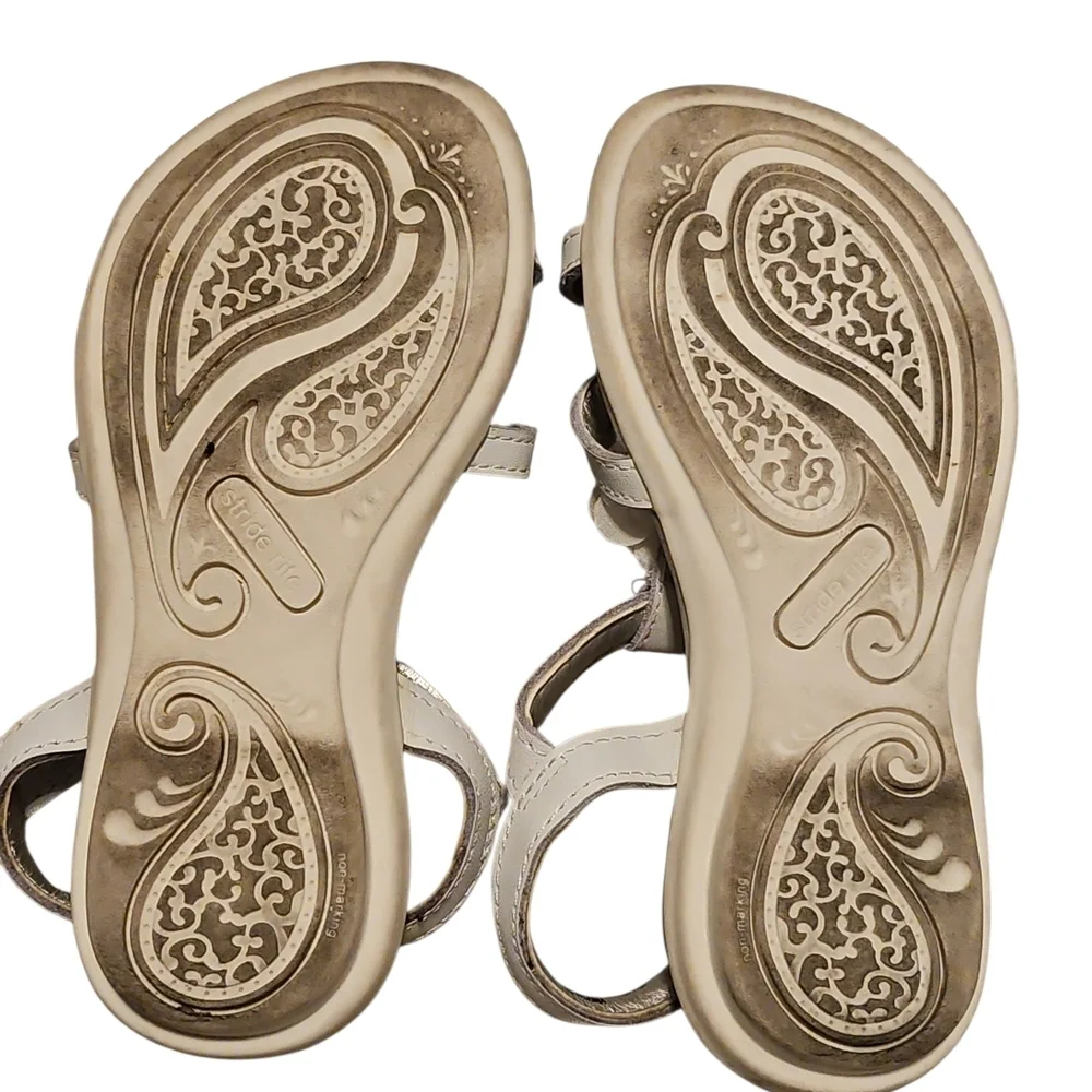 Stride Rite Silver Sandals w/White Flower Accent